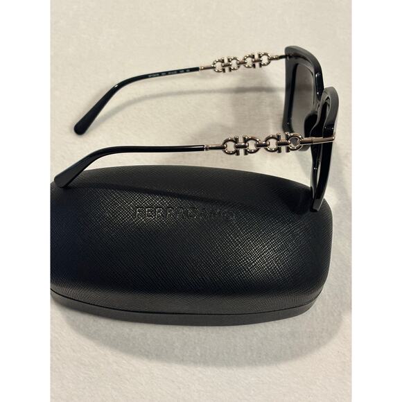 Brand New Salvatore Ferragamo Sunglasses - SF1041S 001 Size 51-22-145*2 main image 7